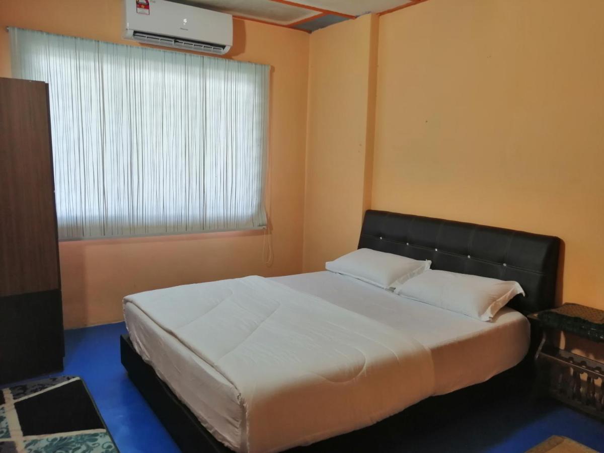 Kluang Barat Homestay Ngoại thất bức ảnh