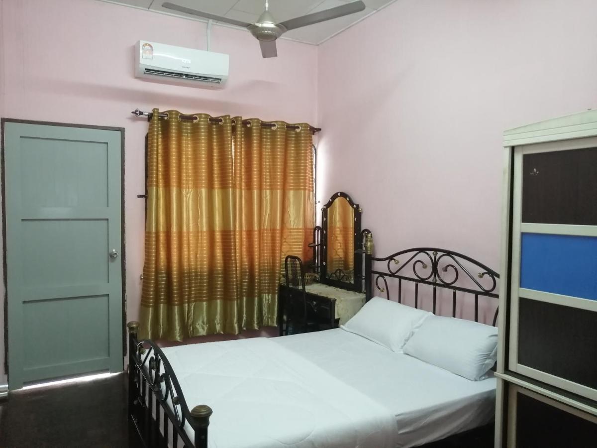 Kluang Barat Homestay Ngoại thất bức ảnh